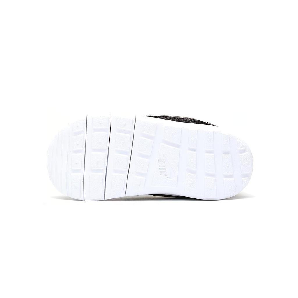 Nike Roshe One Oreo Slip Resistant Abrasion Resistant Low Top Running Shoes Black Infant And Toddler 749430-021
