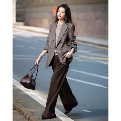 Demana Women's Double-Breasted Lapel Blazer
