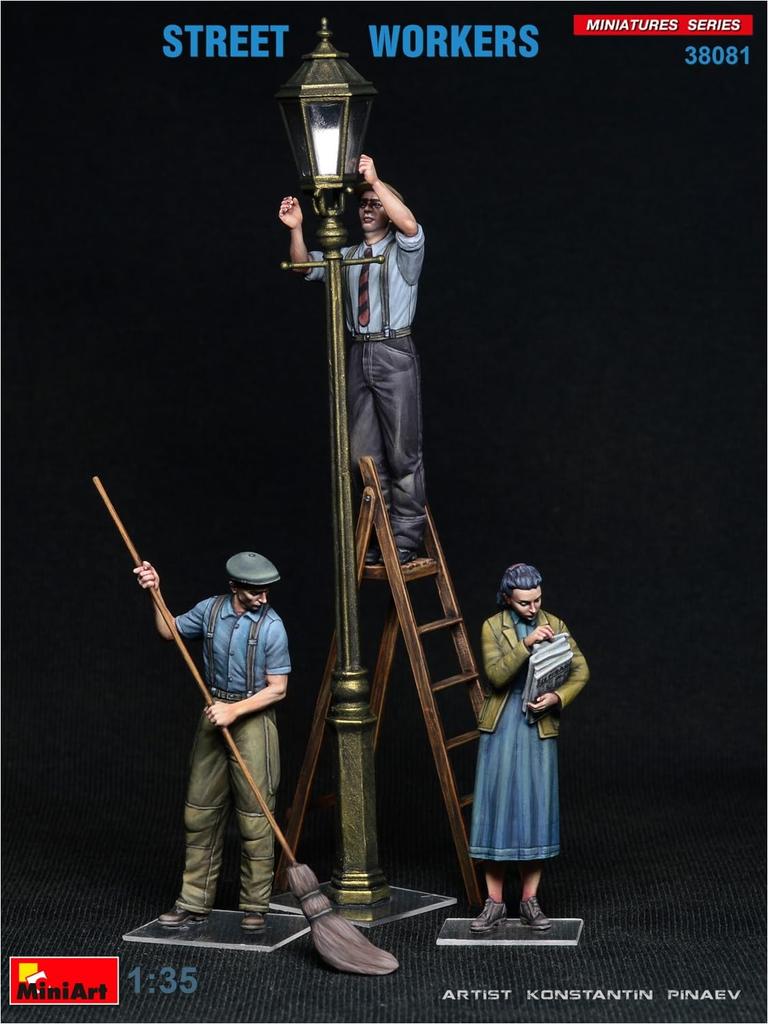 MiniArt Street Workers Figure Set Figures Plastic Model Kit MA38081 1/35 (3 Included)