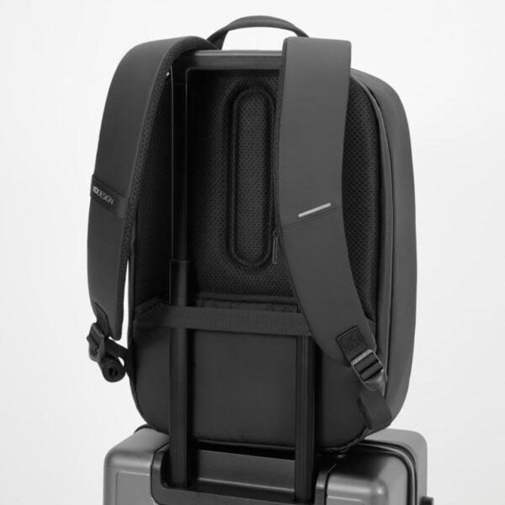 XDDesign Bobby Edge Anti-Theft Laptop Backpack with USB Port, Black