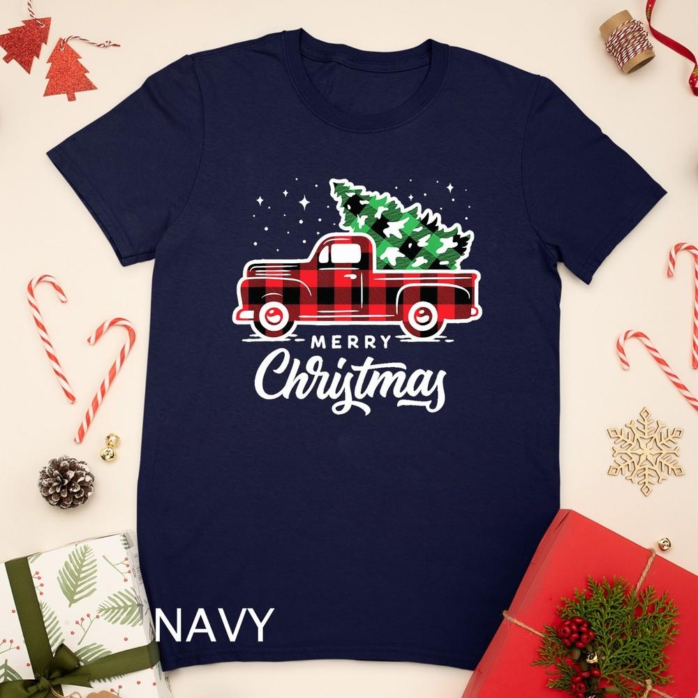 Vintage Style Farm Red Truck with Christmas Tree Unisex T-shirt