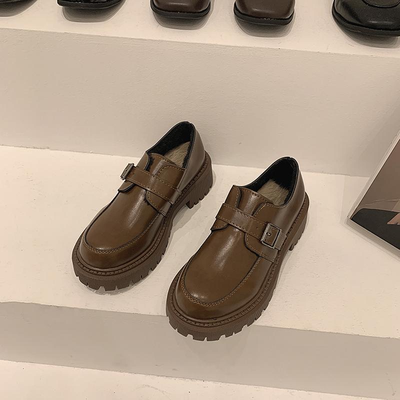 

Туфли-оксфорды с металлической пряжкой для женщин, зимние, мягкие, на плоской подошве, на толстом каблуке, теплые, меховые, для девушек из колледжа, маленькие кожаные туфли для женщин 5