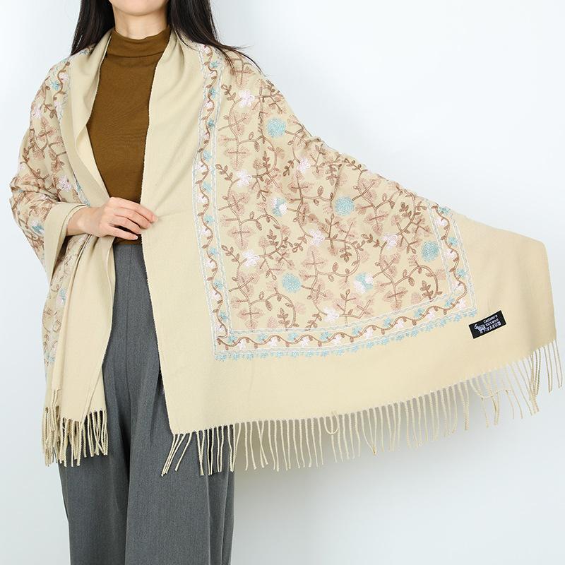 

Новый женский шарф, большая шаль с вышивкой цветов, дорожная одежда с кисточками, ветрозащитный и теплый бежевый