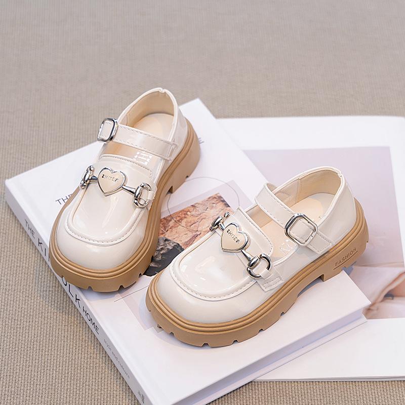 Girls Platform Mary Jane Shoes Children Heart Buckle Strap Thick Heels Pumps Woman Black Patent Leather Lolita Shoes kids loafer