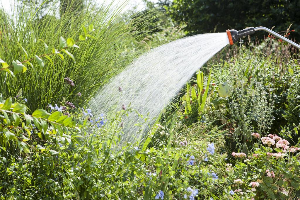 GARDENA Profi System Spray Lance 92cm for 19mm Product Up To 5 Years Sprinkler, Long, Hose, 02849-20, Warranty