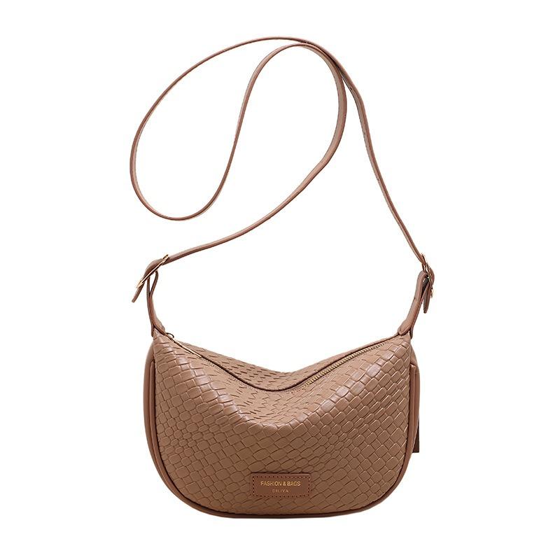 Autumn New Woven Personalized Portable Oblique Straddle Bag Fashionable Versatile Women's Underarm Shoulder Bag