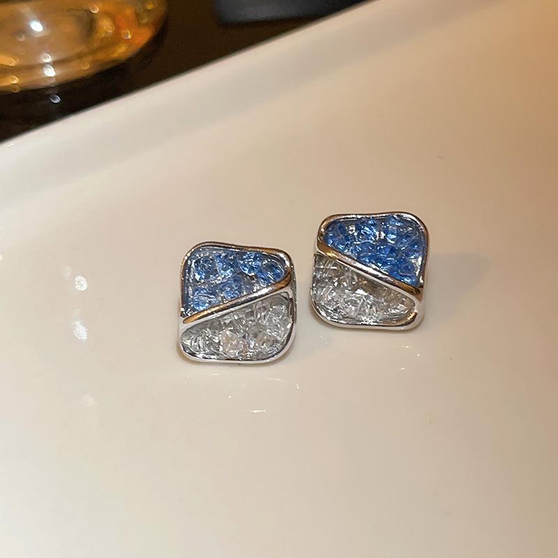 Mori Butterfly Flower Green Earrings Temperament Versatile Stud Earrings Personality Sweet Small Fresh Earrings