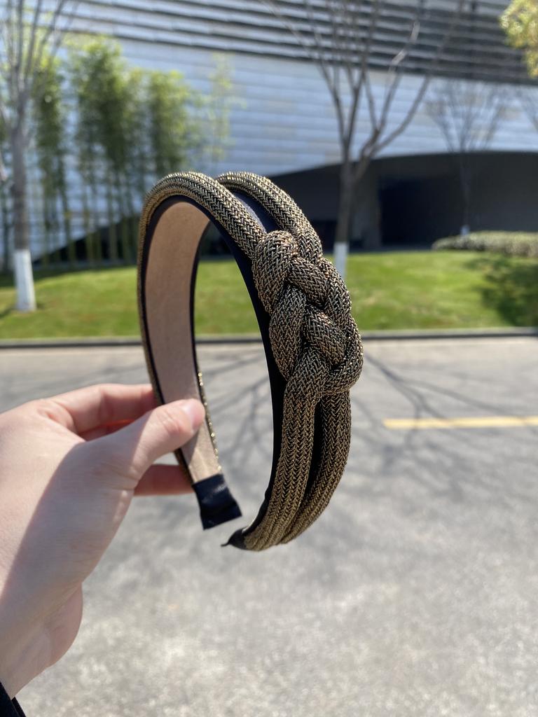 Gold Wire Rope Twist Identification Headband for Women Simple Wide-Brimmed Headband High-End Knotted Headband Hair Accessory