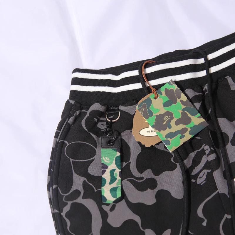 Men’s camouflage letter-print shark shorts, straight-leg fit, with woven trim
