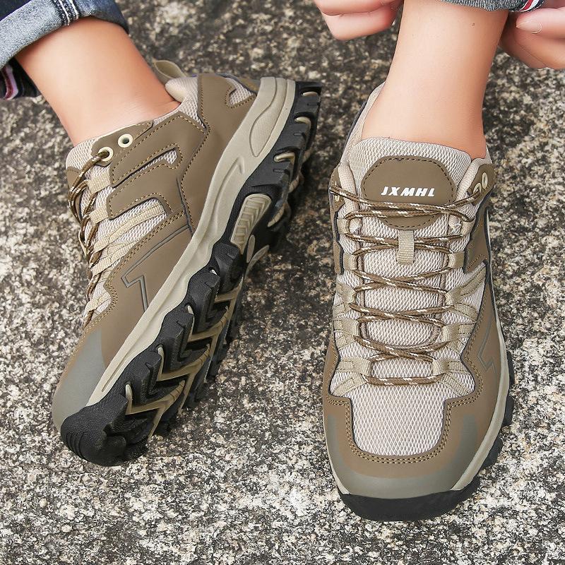 Fashion Autumn And Winter Hiking Shoes For Men Women The Same Style Mesh Breathable Mountain Climbing And Cross-Country Hiking Shoes
