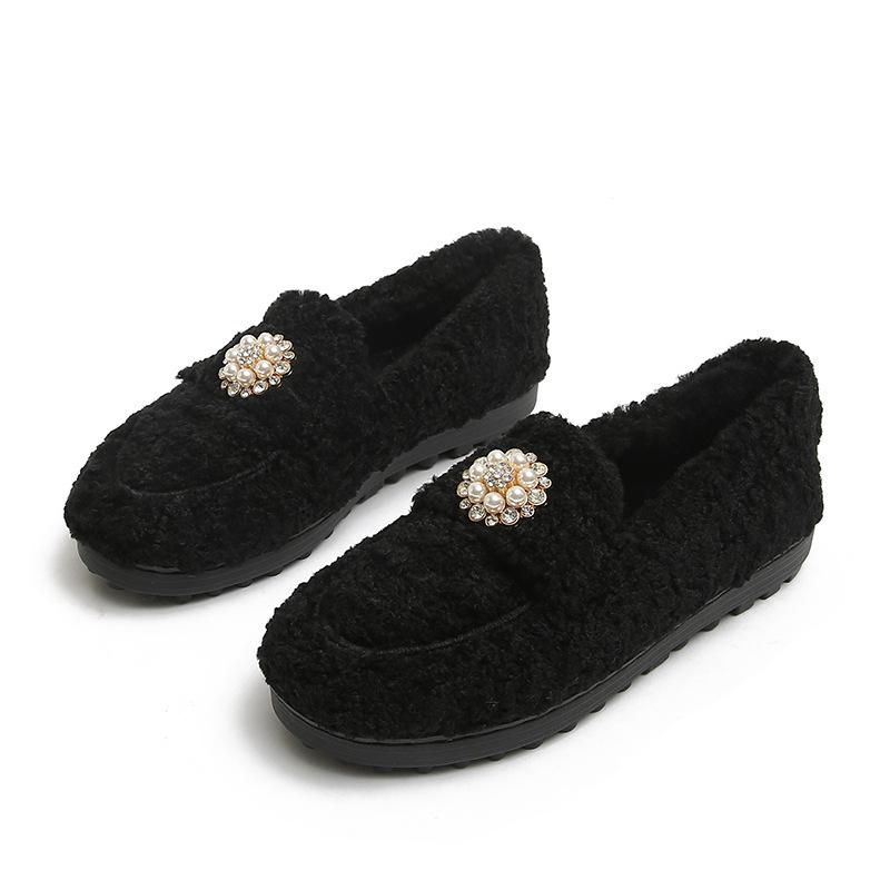 2025 New Winter Warm Cotton Shoes Women Plush Lined Lamb Bean Shoes Thick Sole Plus Size Outdoor Casual Sneakers