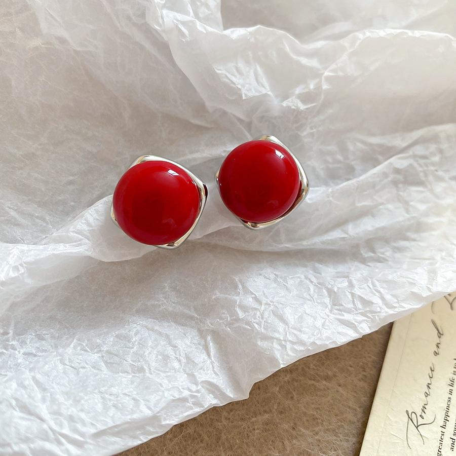 Ankola Red Spray Paint Love Ear Buckle Earrings Hong Kong Style Sweet Versatile Commuter Earrings Light Luxury High-end Earrings Women