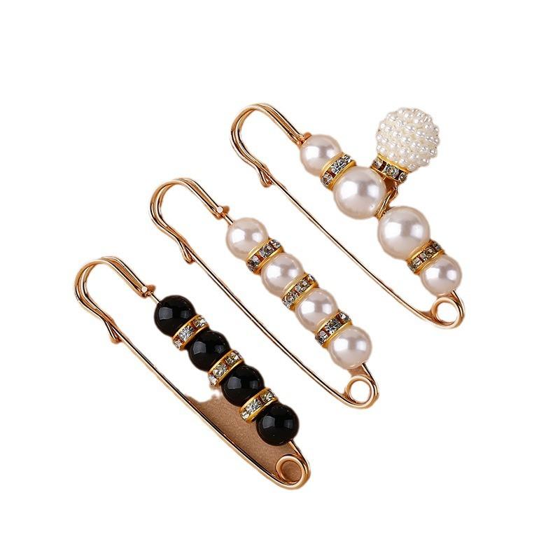 Pearl Waistband Pin To Fix The Waistline of Clothes and Make It Smaller Anti-exposure Brooch Women's Trousers Waistband Buckle Pin