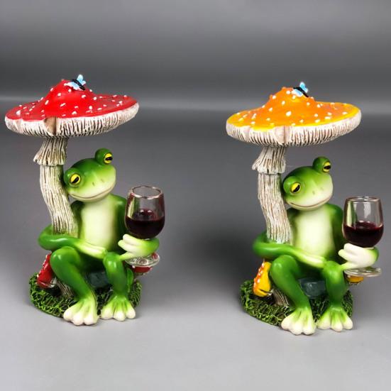 Cartoon Mushroom Sitting Frog Statue Holding Wine Glass Drinking Frog Figurine Resin Animal Sculpture Indoor Outdoor Garden Yarn Decoration Ornament