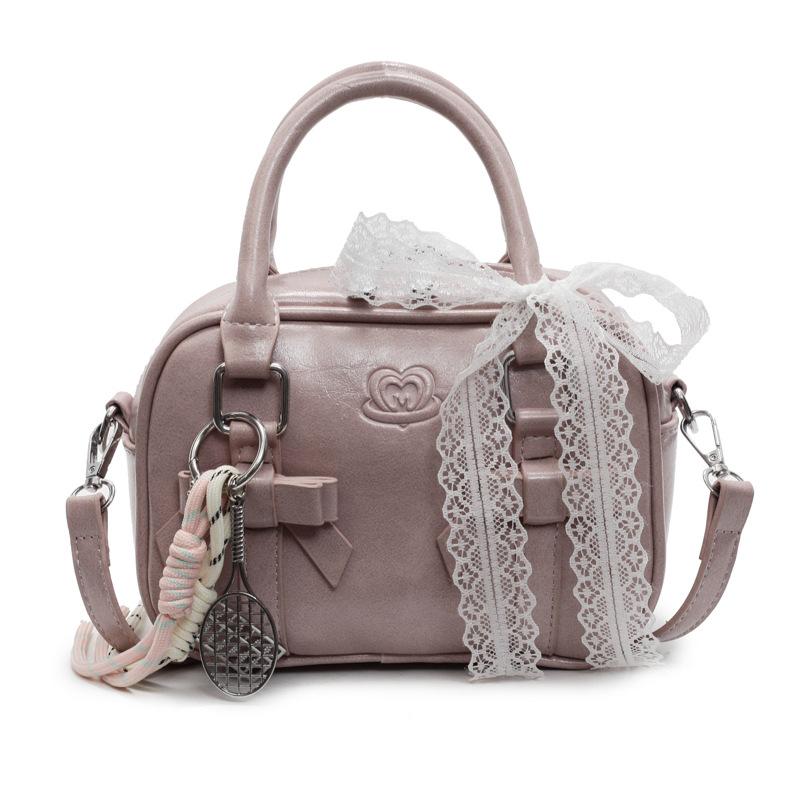 Popular Korean version of sweet and cool style high-end portable Boston bag women's versatile fashion niche design messenger bag