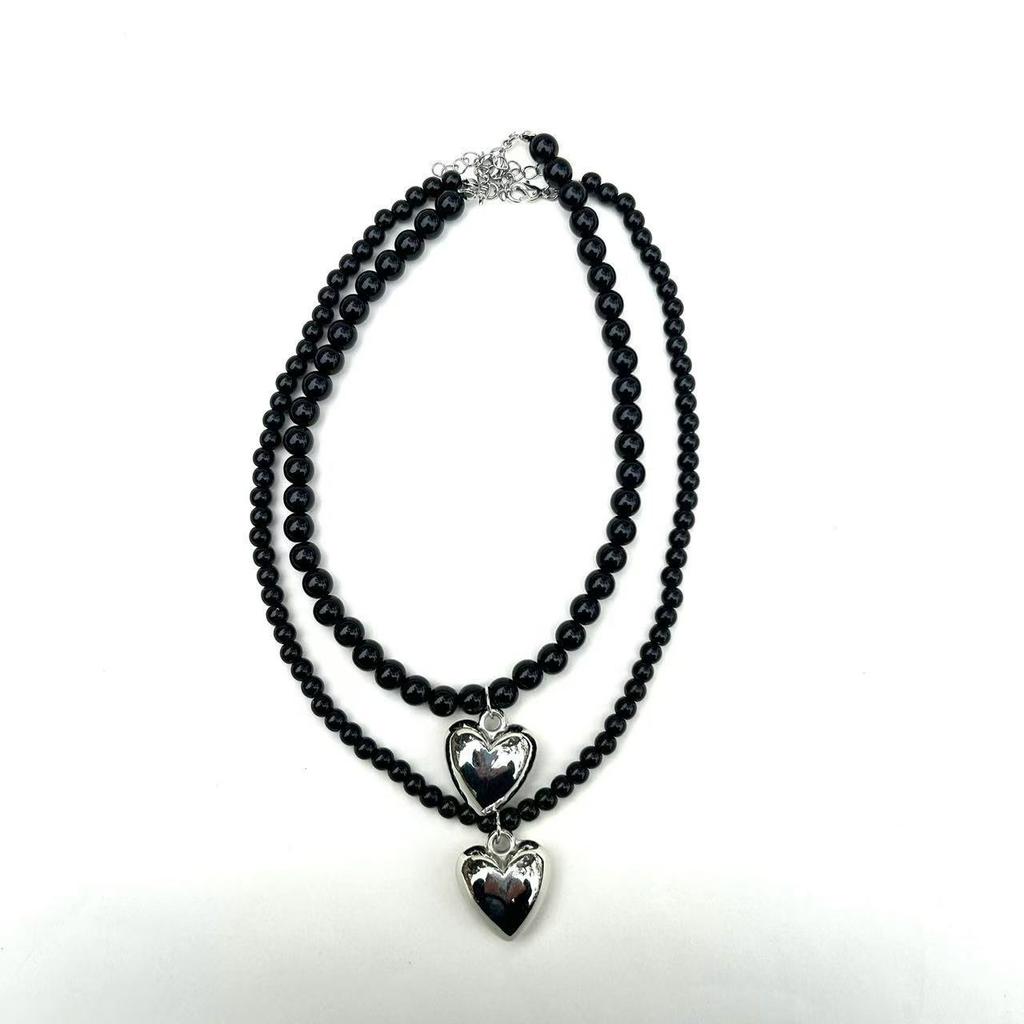 Smycken retro solid svart pärlbeklädd kärlek dubbellagerhalsband designkänsla nisch mångsidig halskedja nyckelbenskedja kvinnor