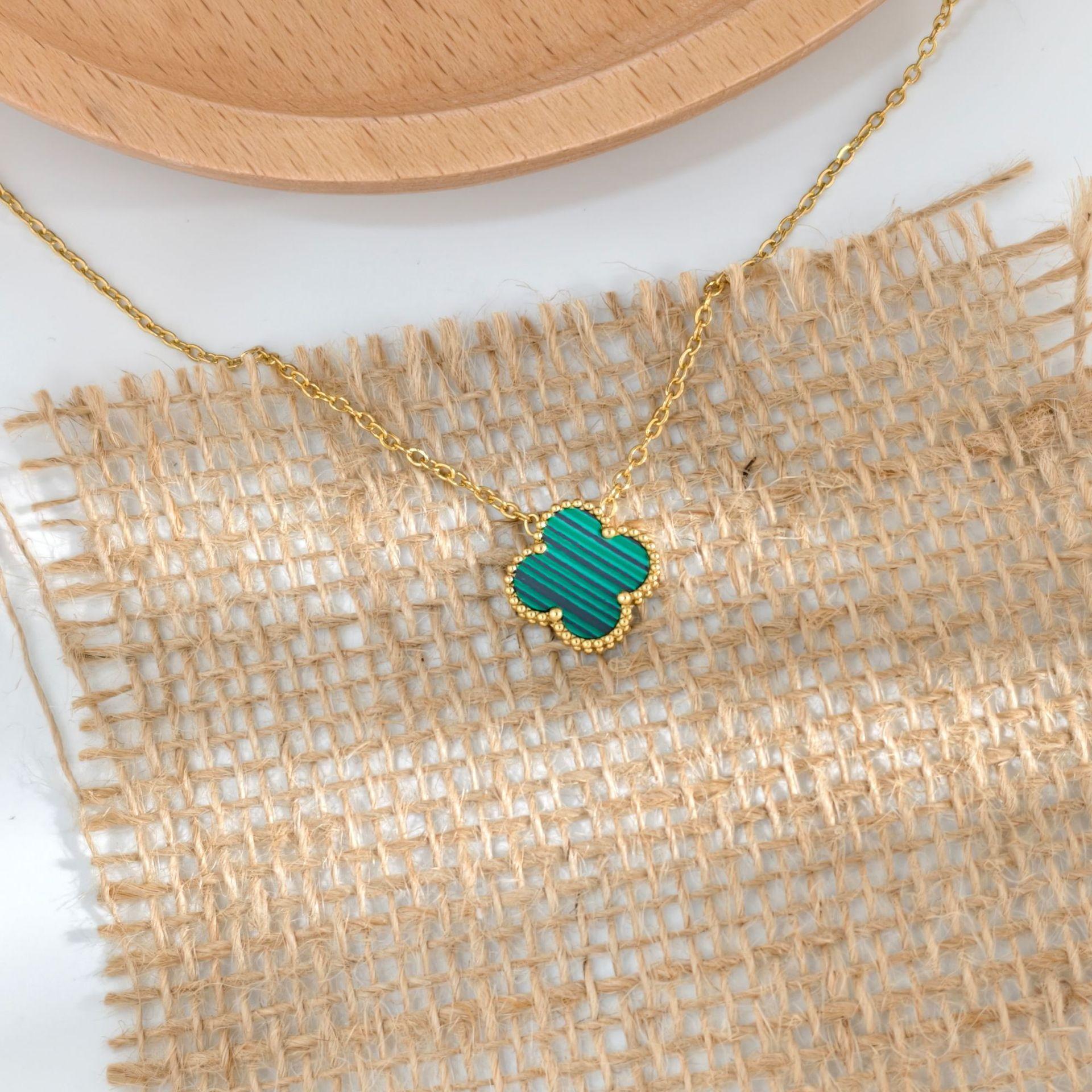 

15 мм Новое двухстороннее ожерелье с подвеской в виде четырехлистного клевера на удачу, цепочка на ключицу, женское ожерелье из высококачественного 18-каратного золота 18K зелёный