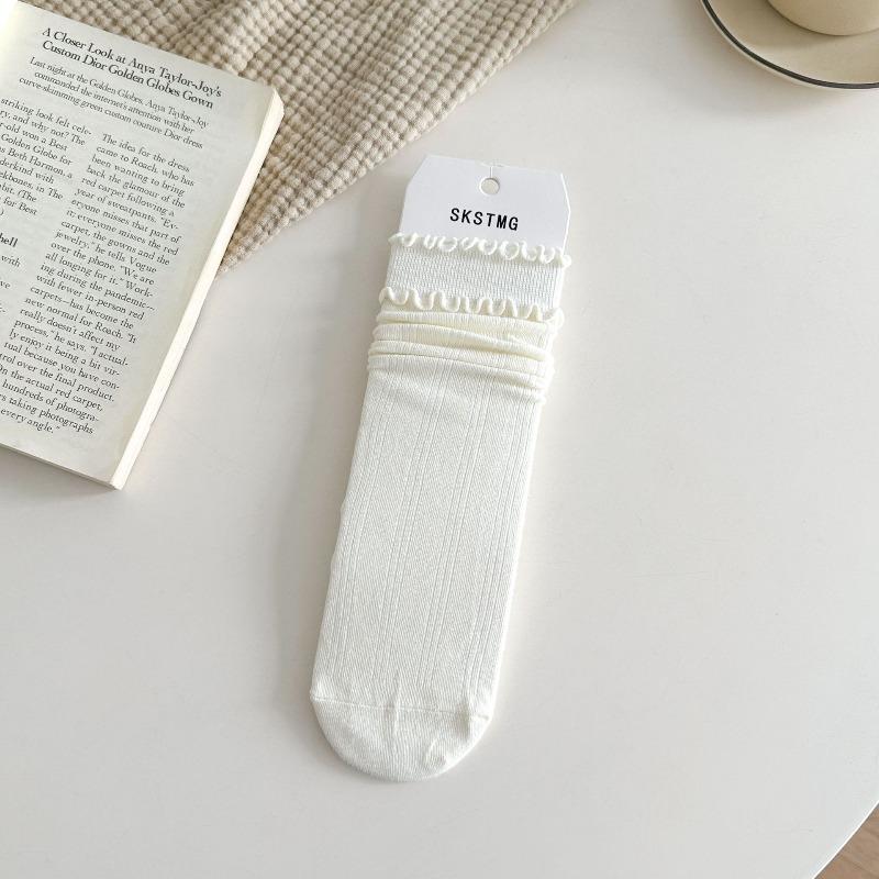 

Sock Children s Product - Summer Mid-length Socks for Ladies, Sweat-absorbing, Small Floral Lace, Pile-up Style, with Small Leather Shoes. 1 pair молочный белый