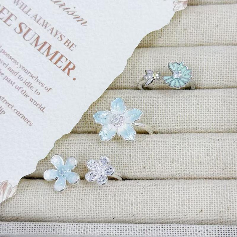 Small Fresh Mori Glacier Blue F Enamel Flower Gradual Change Opening Ring Female Light Luxury Cold Wind Sweet Cool Index Finger
