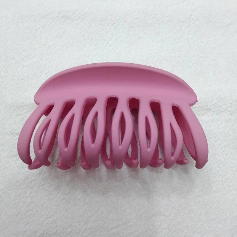 Korean Version Frosted Hollow Comb Hair Clip With Retro Temperament, Girl's Grip Clip, Shark Clip At The Back Of The Head