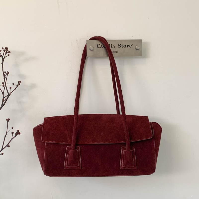 Elegant Suede Tote Bag for Women – Classic Top Handle Handbag with Structured Design and Minimalist Style