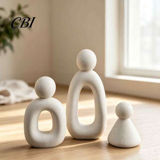 Nordic Style Art Ornament Family of Three Sculpture, Resin Abstract Figurine, Modern Minimalist Tabletop Decor for Office Desk Home TV Cabinet