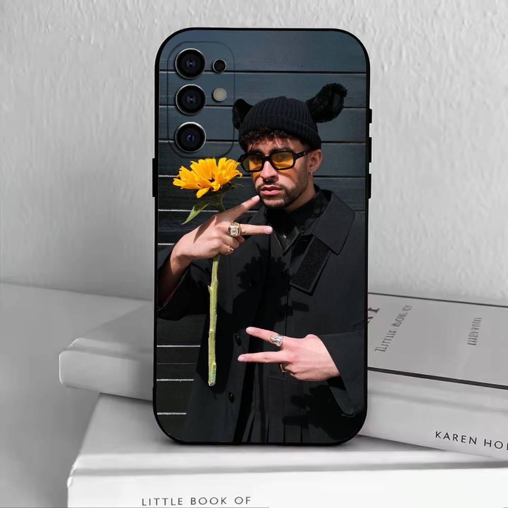 

male singer-Bad Bunny Phone Case For Samsung S25,S24,S21,S22,S23,S30,Ultra,S20,Plus,Fe,Lite,Note,10,Black Cover Samsung S26ULTRA