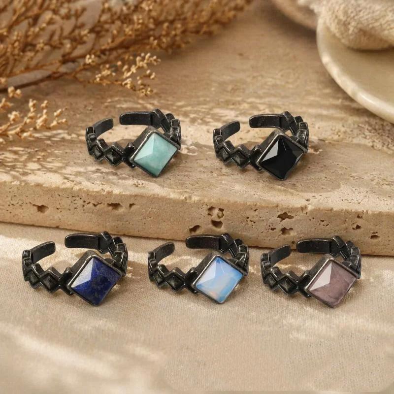 1Pcs Retro Crystal Ring Natural Stone Amethyst White Crystal Handmade Vintage Punk Finger Ring Jewelry Gift