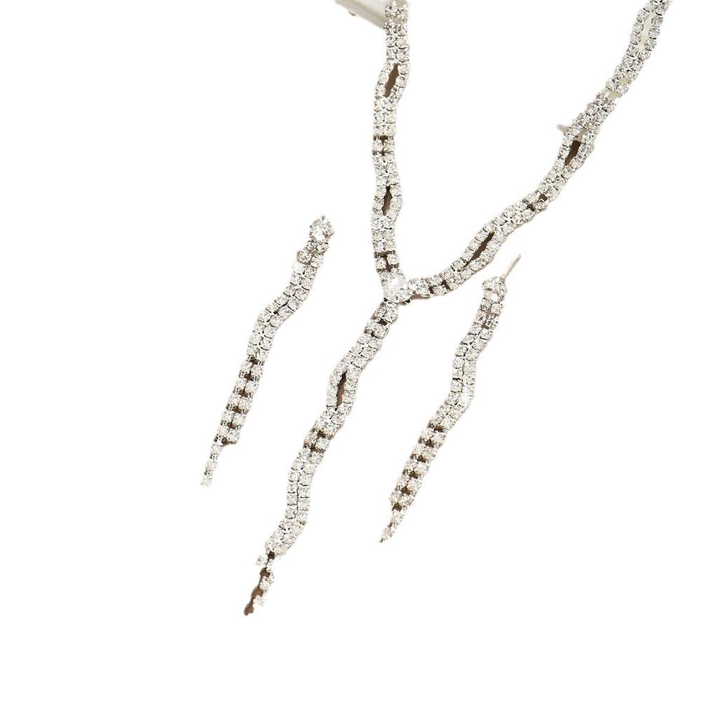 Super Flash Diamond Fringed Stud Earrings Necklace French Temperament Fashion Design Sense Collarbone Chain Light Luxury High Sense Necklace Women