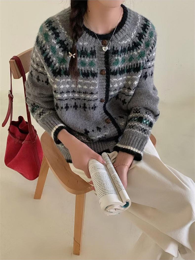 

Women s Retro Fair Isle Sweater Coat - Autumn/Winter Soft Jacquard Knit Loose Cardigan One Size [80-130]