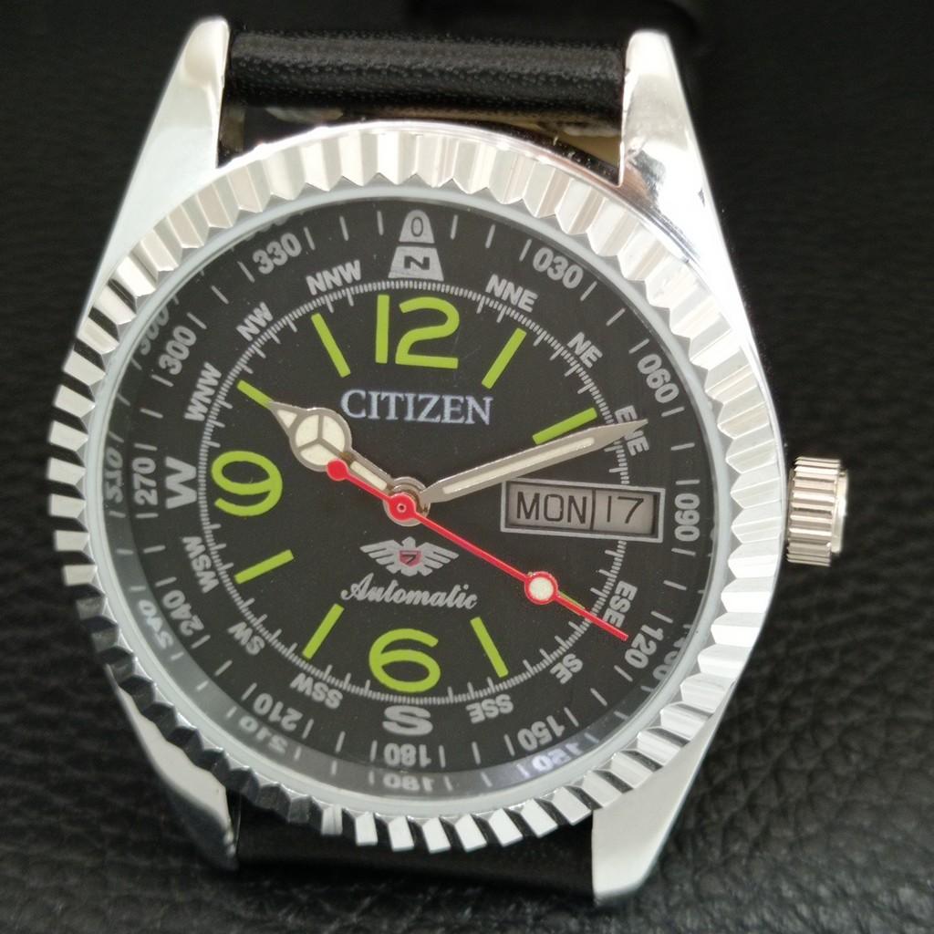 VINTAGE REFURBISHED CITIZEN AUTOMATIC 8200 JAPAN MENS BLACK DIAL WATCH a447165-1