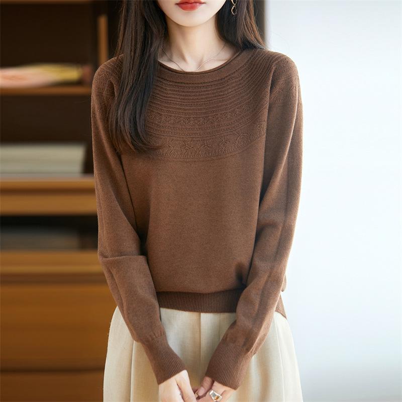 The New Autumn and Winter Style of Rolled-up Round-neck Loose-fitting Pullover Knitted Sweater with Long Sleeves Can Be Worn As A Base Layer