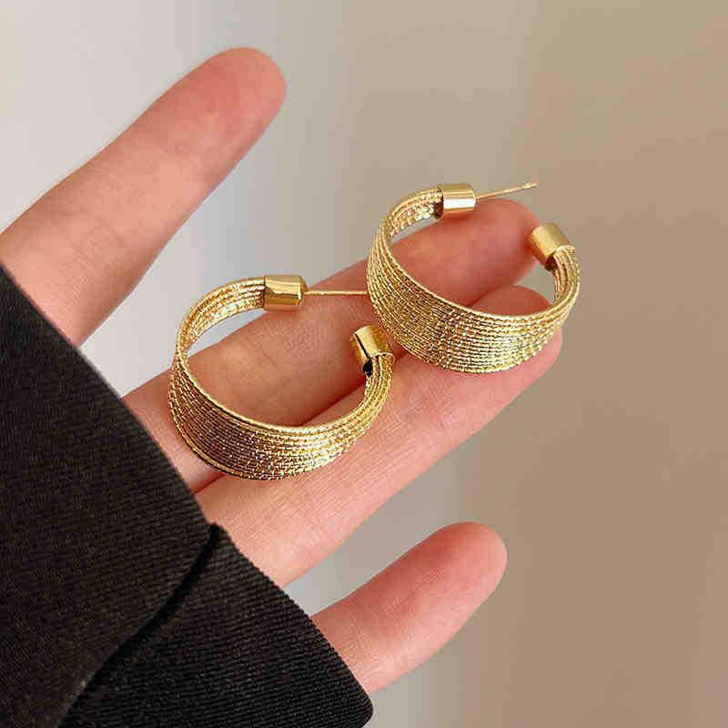 2025 Trendy Large Earrings: Simple, Cool, Versatile - Perfect for Round Faces