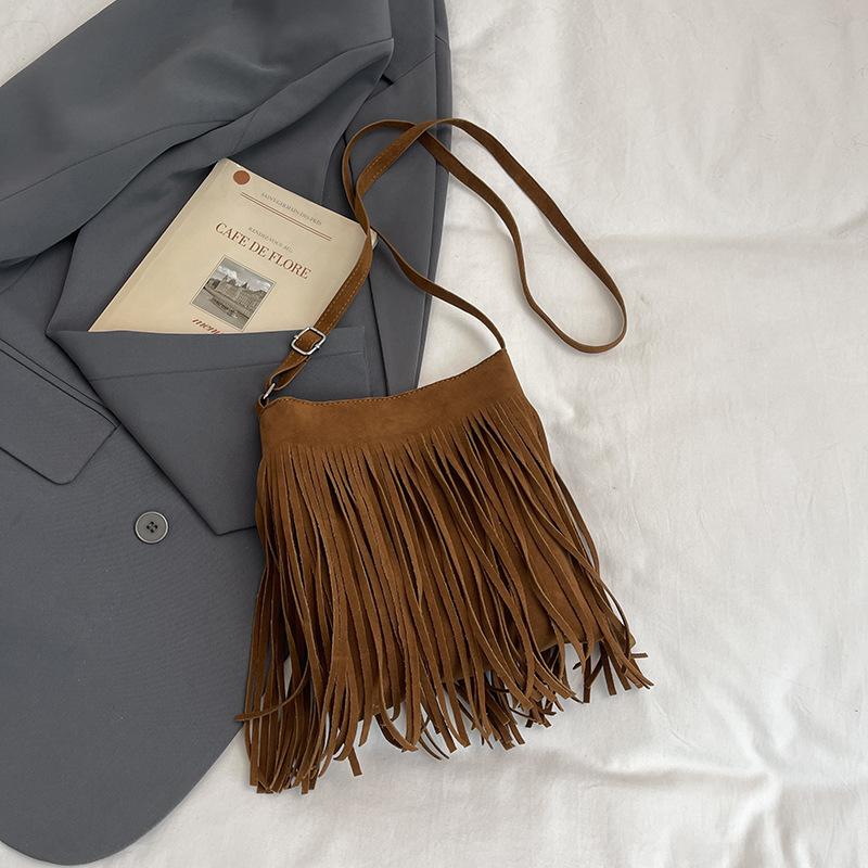New Fashion Suede Bucket Bag for Women Soft Touch Fringe Crossbody Shoulder Purse Trendy Casual Handbag