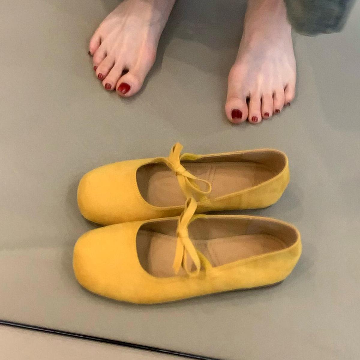 

Bow ballet shoes women s word with round head Mary Jane shoes French light mouth small single shoes 40 жёлтый