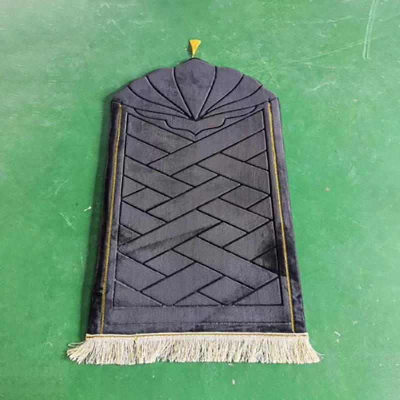 

Фланелевый однотонный рельефный коврик для поклонения, нестандартный нескользящий мягкий молитвенный коврик, мусульманские молитвенные коврики для Рамадана, исламские подарки 65x110 см 65x110cm чёрный