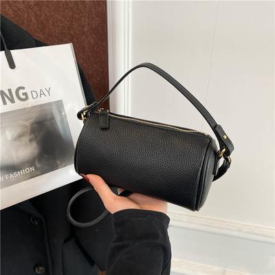 Popular Bags Women's New Spring and Summer Retro Fashion Shoulder Messenger Bag Commuter Pillow Bag