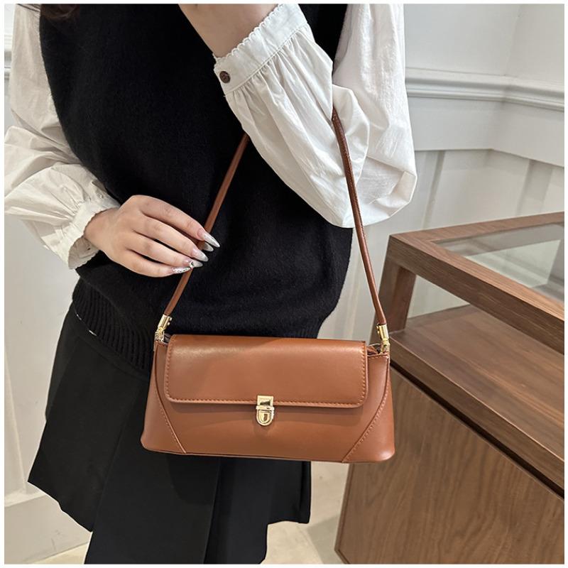 Minimalist Faux Leather Baguette Purse for Women Small Shoulder Crossbody Fashionable Daily Handbag CLE