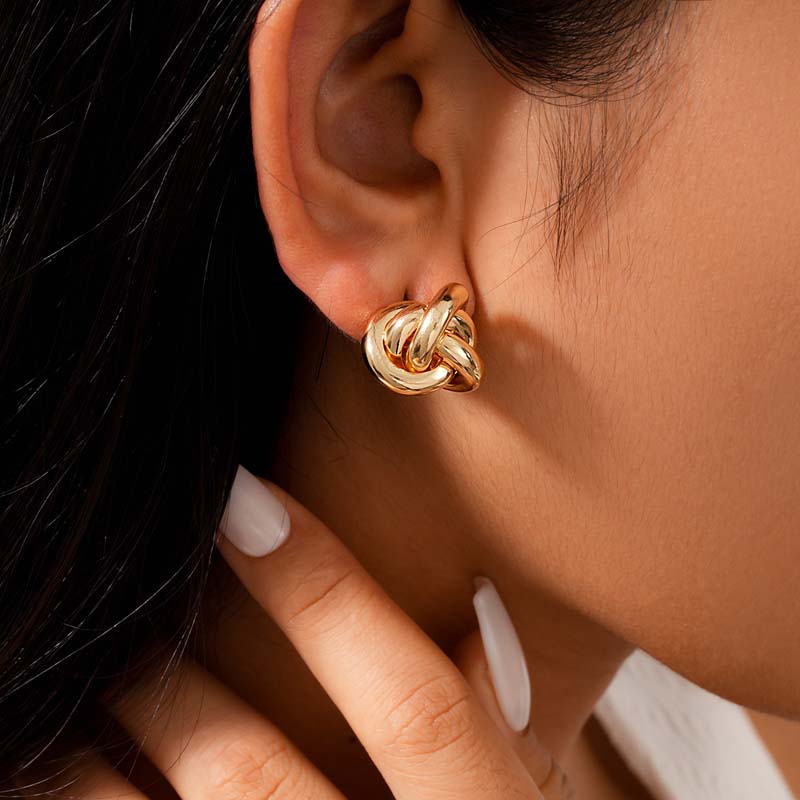 Fashion Gold Silver Color Twist Knot Stud Earrings For Women 2026 New Trendy Metal Circle Smooth Geometric Earring Jewelry