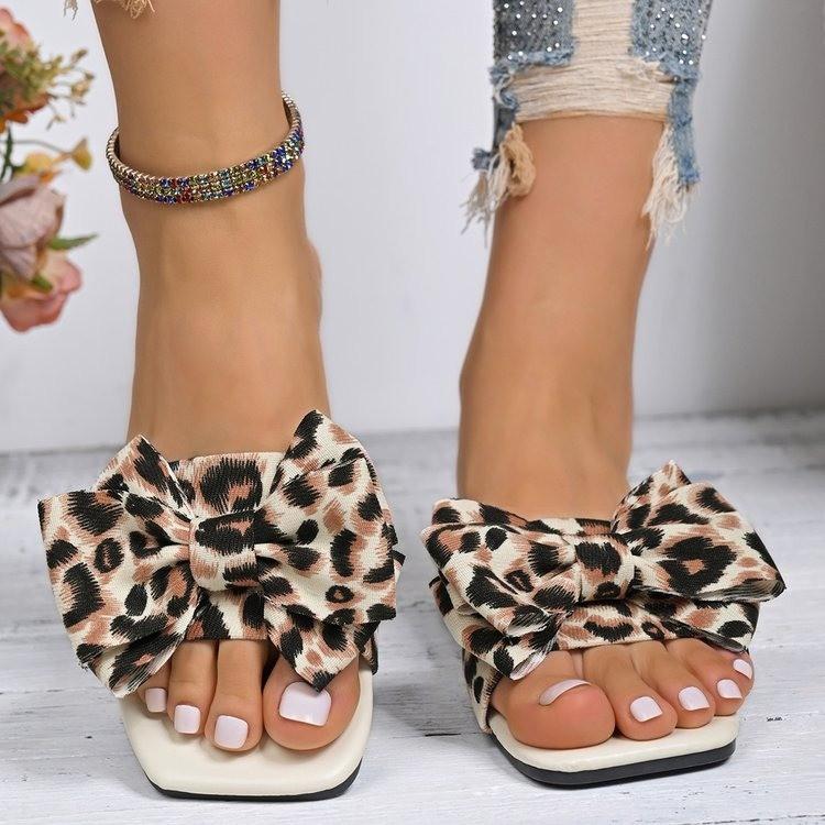 Носить квадратную голову леопардовый принт однословные тапочки плоская подошва большой размер бант крутые тапочки женские 43 36 1745₽