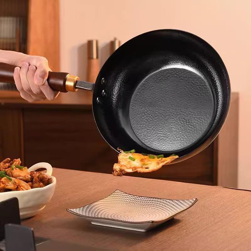 Chuyi Hammered Wrought Iron Stir-Fry Wok