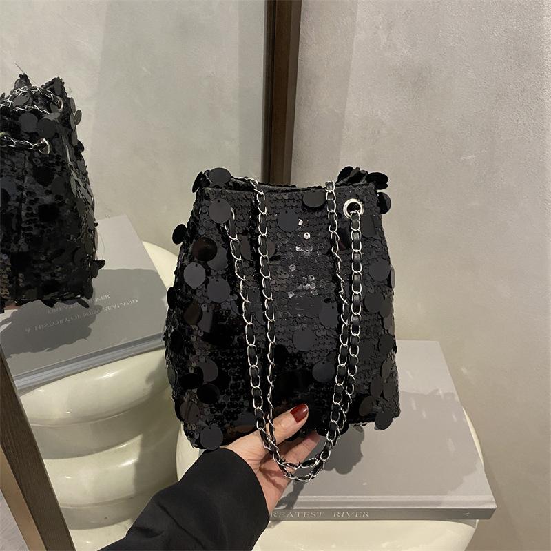 Fashion Sequined Bag Women's 2025 Spring and Summer New Trendy Women's Foreign Style Chain Bucket Bag Dinner Ball Women's Bag