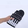 Tragbares 49-Tasten Soft Roll-Up Piano für Kinder zum einfachen Üben und Erlernen von Klavierfähigkeiten.