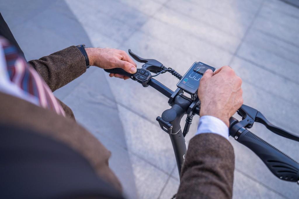JOYOR C10 Electric Scooter 48V 10.4Ah Battery, 500W Motor, 10 Inch Tires, 30-40KM Range, NFC Unlocking Foldable E-Scooter