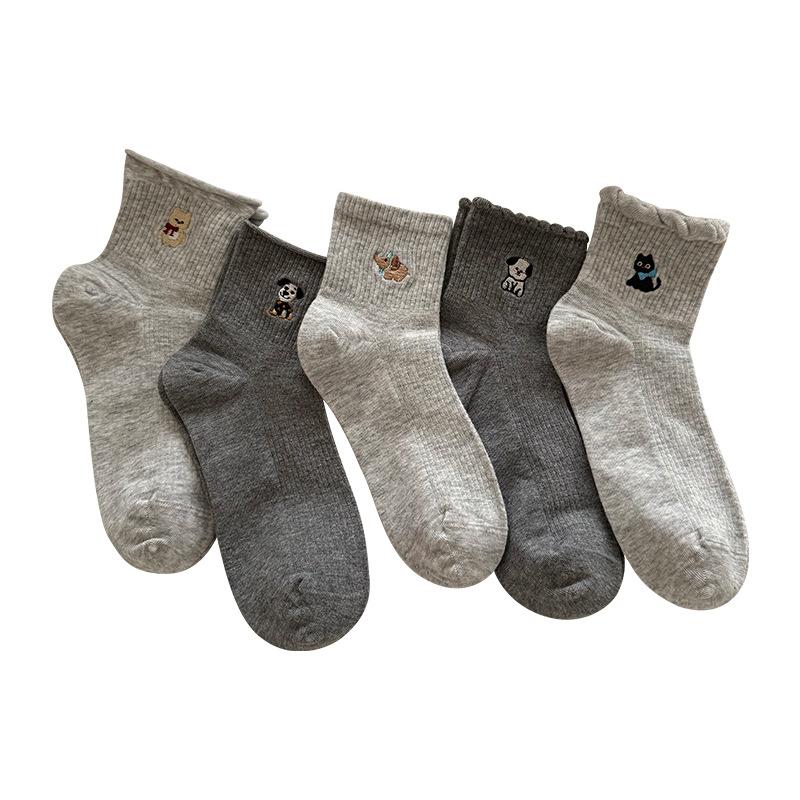 4 Pairs of Female Spring and Summer New Solid Color Embroidery Lace Cute Animal Sport Tube Cotton Socks