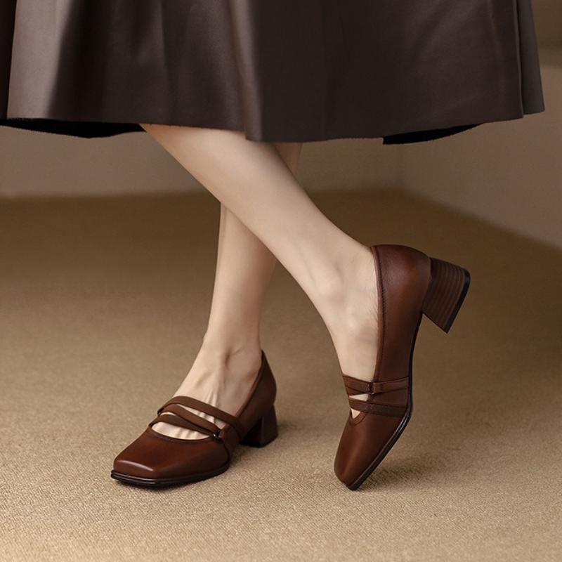Fashion 2025 New Spring Women Shoes Retro Leather Mid-heel Mary Jane Shoes Square Toe Chunky Heel Women Buckle Pumps