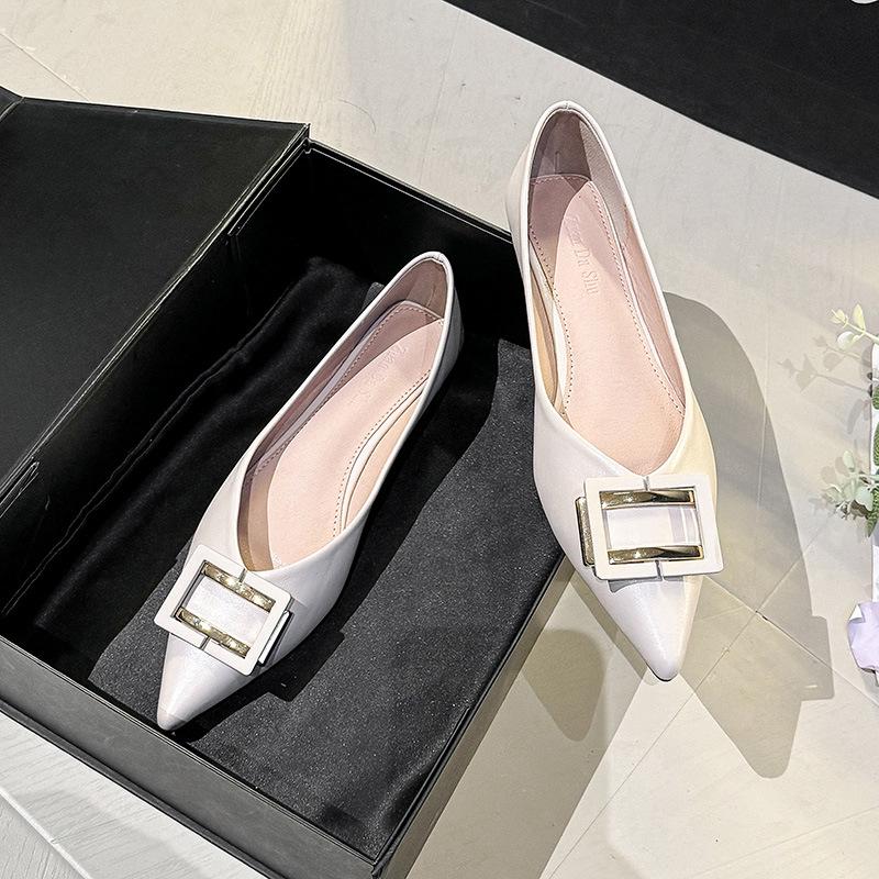 

Новые туфли-лодочки с темпераментом Сяосянфэн, женские остроносые туфли на плоской подошве с квадратной пряжкой, женские неглубокие туфли на мягкой подошве 43 абрикосовый