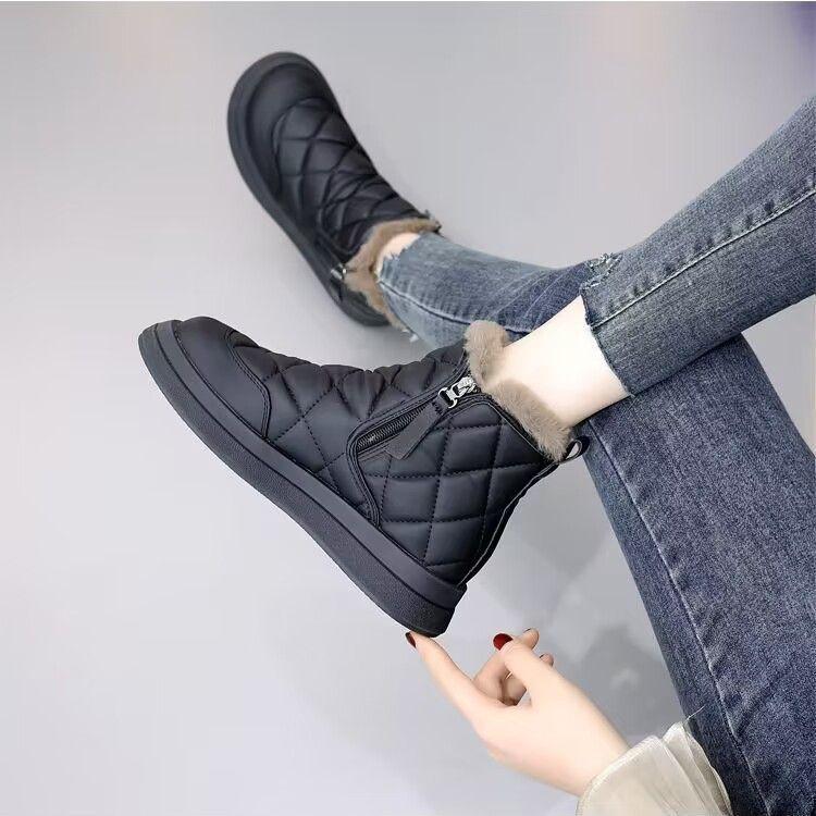 Snow boots women's new winter velvet thickened boots fur integrated warm cotton shoes fashionable versatile winter