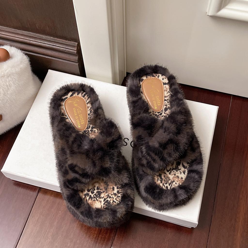 Internet Celebrity Leopard Print Fluffy Slippers 2025 Winter New Korean Version Flat Bottom Non-slip Indoor Cotton Mop Versatile Plush Women's Shoes