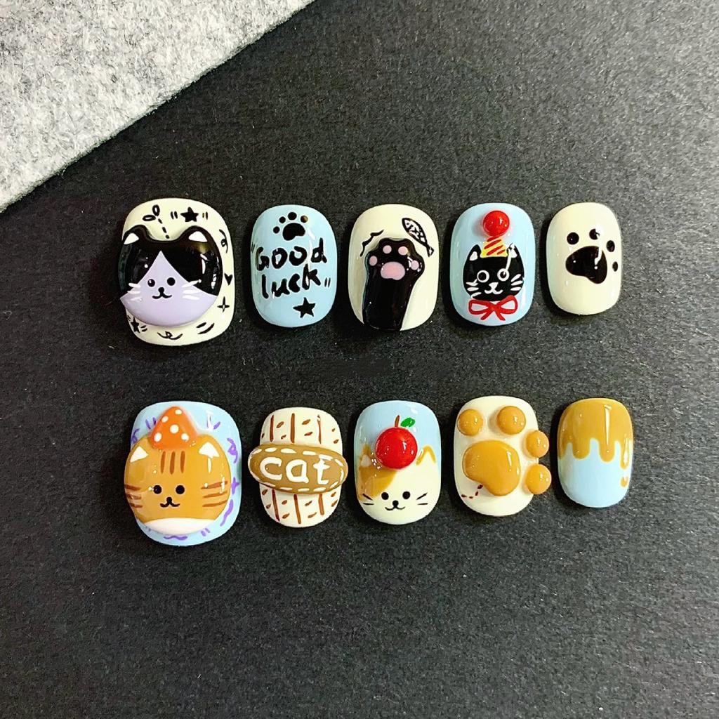 24 STÜCKE Niedliche Cartoon Schwarze Katze Kurze Ovale Aufdrücknägel Einfache Nude Rosa Quadratische Tragbare Falsche Nägel für Mädchen Ins Nagelspitzen